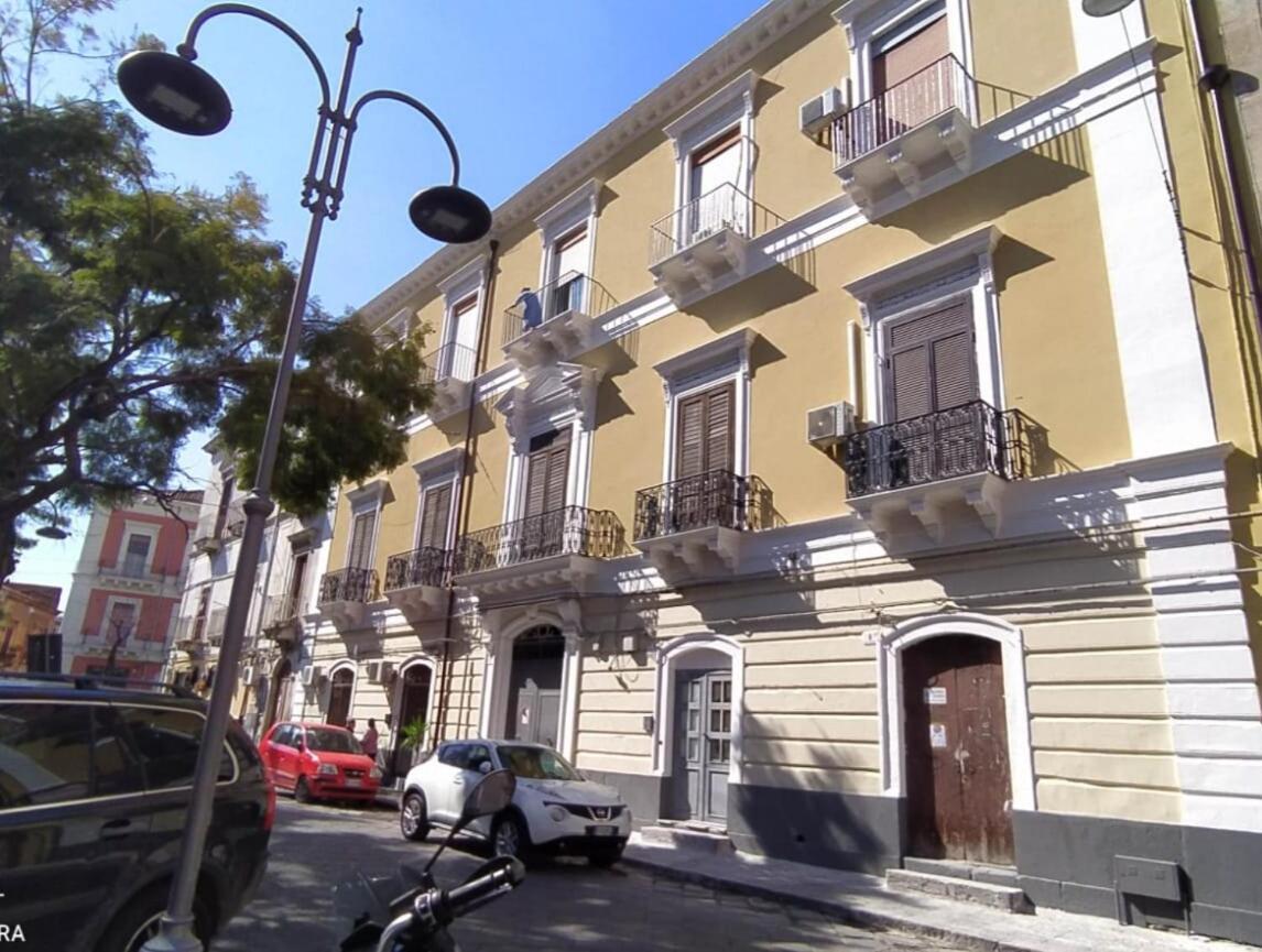 Mokarta B&B Катания Экстерьер фото